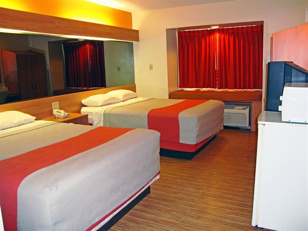 Motel 6-Simpsonville, Sc - Greenville Buitenkant foto